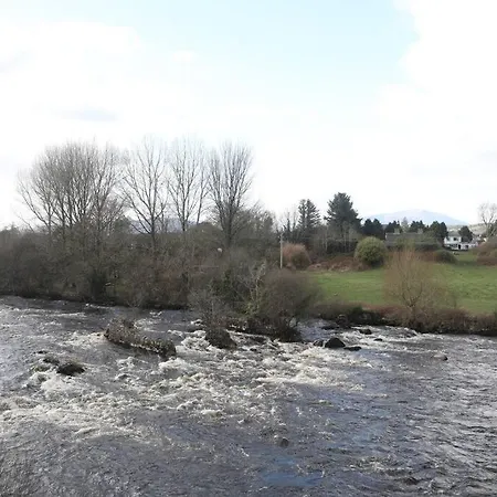 アパート Penthouse フォックスフォード